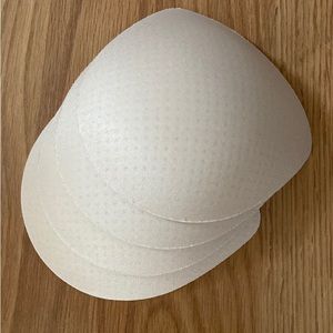 ❤️ Four New Lululemon Bra Insert Pads from Asia Size Medium NWOT
